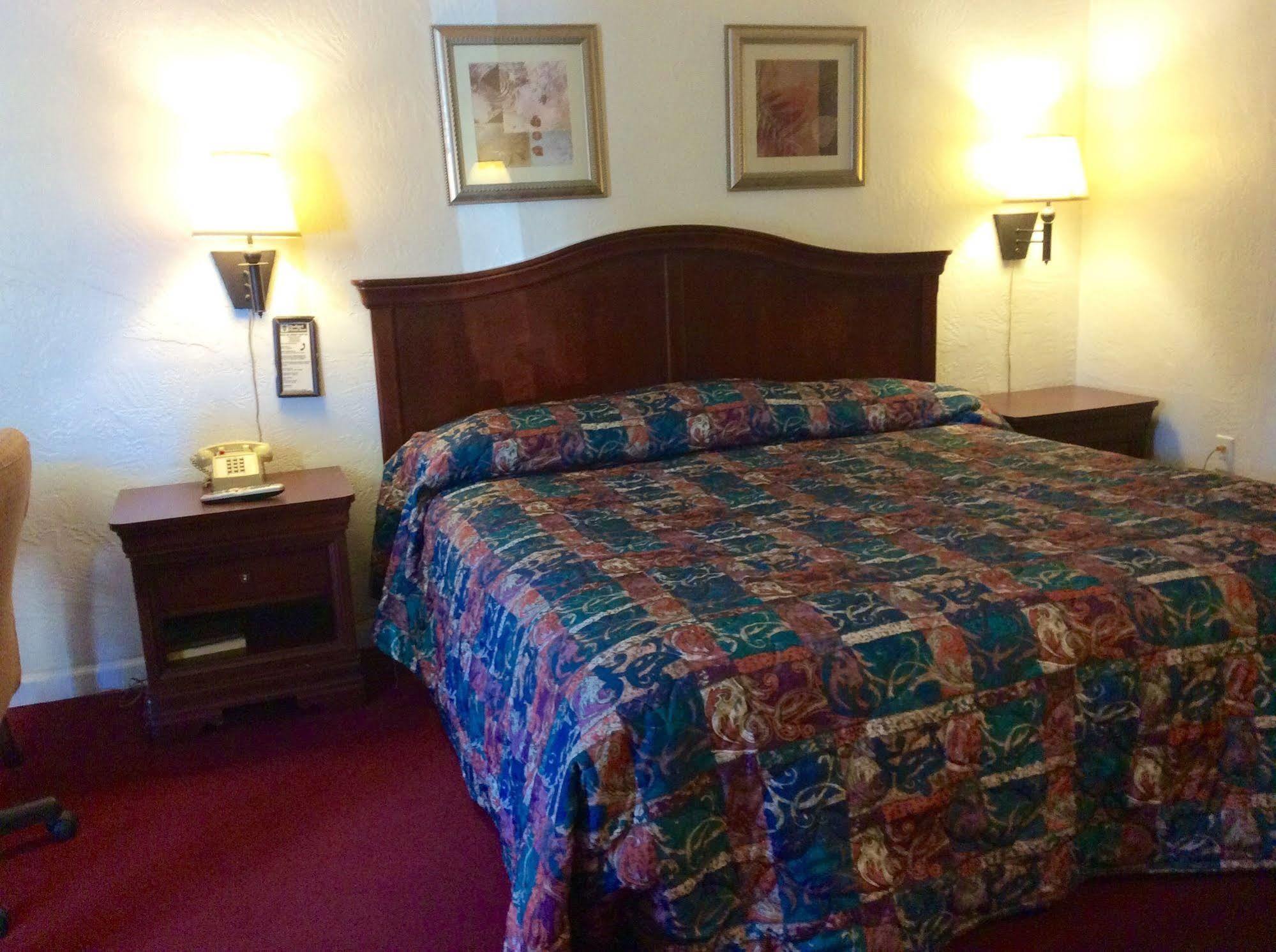 Salem-roanoke I-81 -listing Partner 2*