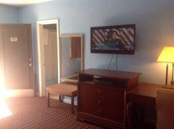 Salem-roanoke I-81 -listing Partner Hotel 2*
